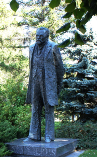 4. Bolesław Prus, Krakowskie Przedmieście